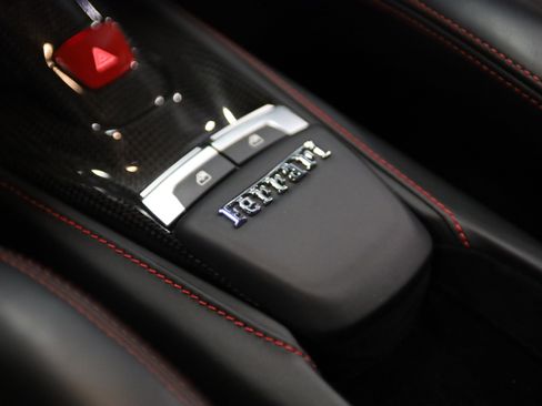 Used 2016 Ferrari 488 GTB RWD image 30