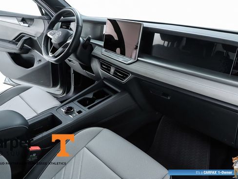 Used 2025 Volkswagen Tiguan SE R-Line AWD/4WD image 72