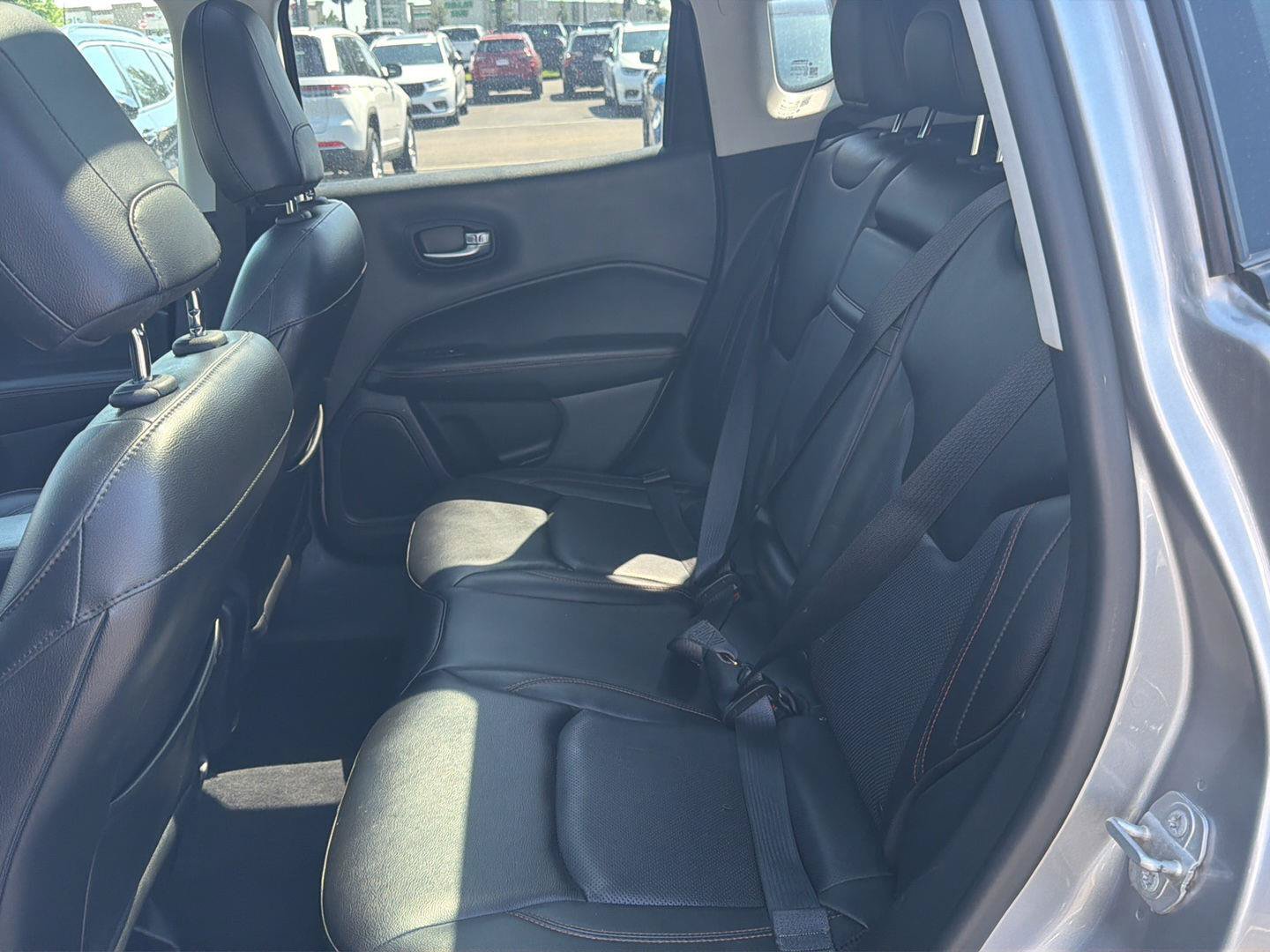 Used 2018 Jeep Compass Limited w/ Navigation Group AWD/4WD image 20