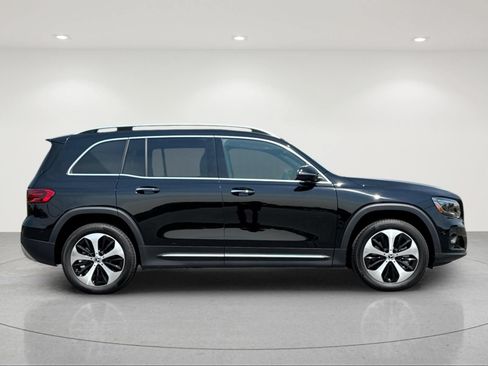 Certified 2024 Mercedes-Benz GLB 250 4MATIC image 6