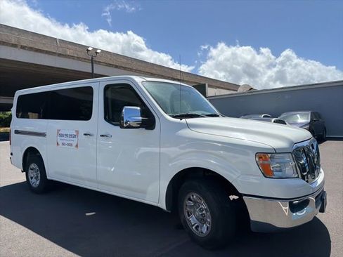 Used 2018 Nissan NV 3500 SV RWD image 8