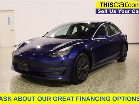 Used 2018 Tesla Model 3 Mid Range RWD image 3