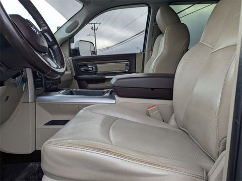 Used 2017 RAM 2500 Laramie image 22