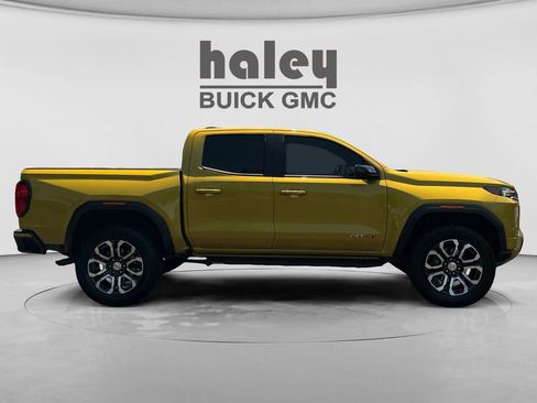 Used 2023 GMC Canyon AT4 AWD/4WD image 6