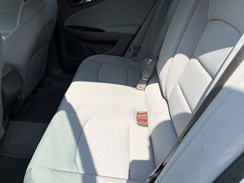 Used 2021 Chevrolet Malibu LS FWD image 22