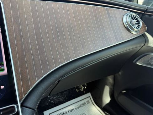 Used 2023 Mercedes-Benz EQE 500 4MATIC SUV image 28