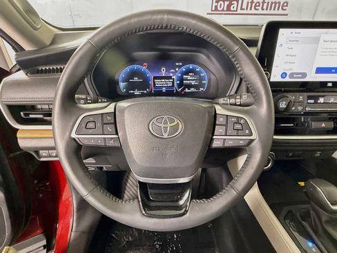 Certified 2024 Toyota Grand Highlander AWD image 21