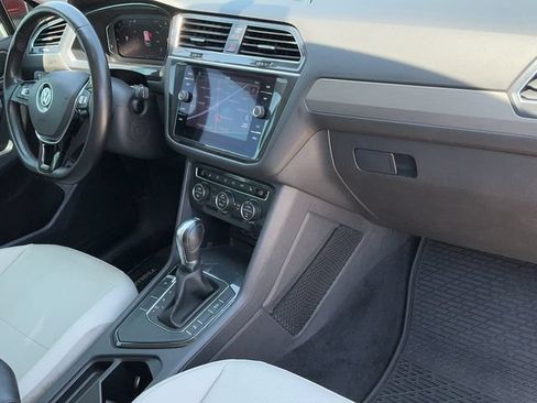 Used 2019 Volkswagen Tiguan SEL FWD image 21