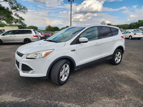 Used 2016 Ford Escape SE AWD/4WD image 10