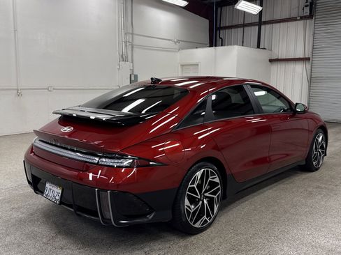 Used 2023 Hyundai Ioniq 6 SEL image 16