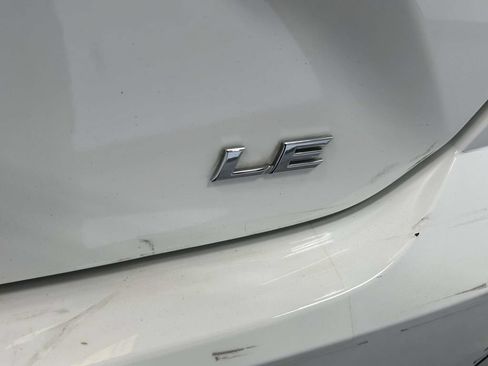 Used 2025 Toyota Camry LE w/ Convenience Package FWD image 11