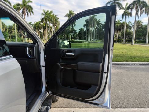 Used 2019 GMC Sierra 1500 SLT RWD image 37