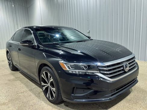 Used 2020 Volkswagen Passat 2.0T SEL image 8