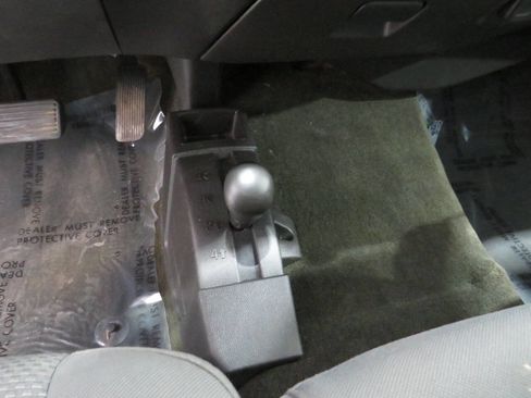 Used 2018 Chevrolet Silverado 1500 Custom w/ Custom Value Package image 22