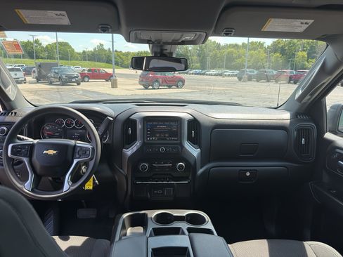 Certified 2022 Chevrolet Silverado 1500 Custom w/ Safety Confidence Package AWD/4WD image 29