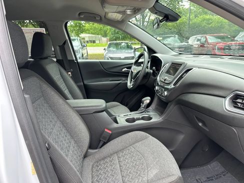 Used 2022 Chevrolet Equinox LT FWD image 41