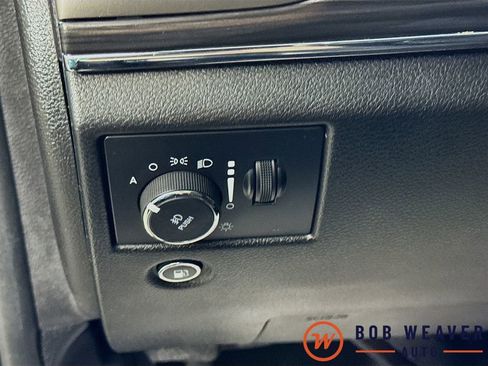 Used 2022 Jeep Grand Cherokee Limited AWD/4WD image 12