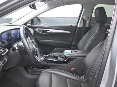Used 2024 Buick Envision Avenir AWD/4WD image 6