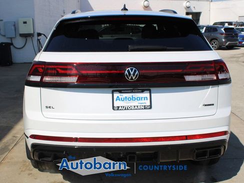New 2026 Volkswagen Atlas Cross Sport SEL R-Line AWD/4WD image 5