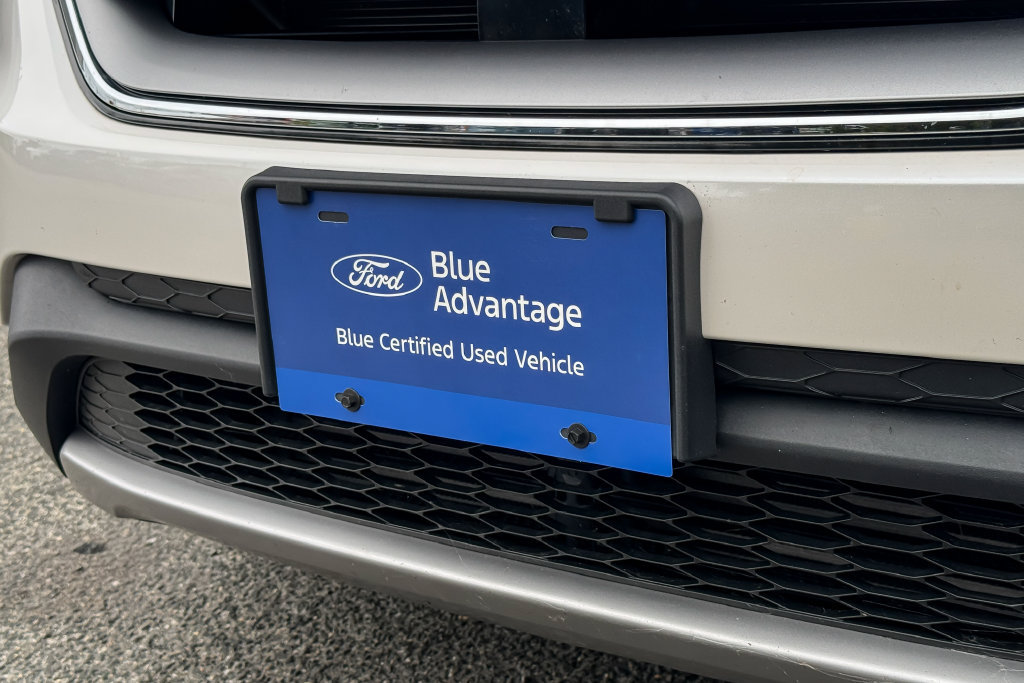 Used 2018 Ford Edge SEL w/ Equipment Group 201A AWD/4WD image 10