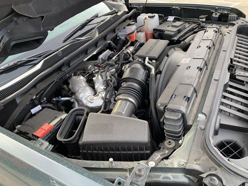 Used 2025 Chevrolet Silverado 2500 LT w/ Safety Package image 48