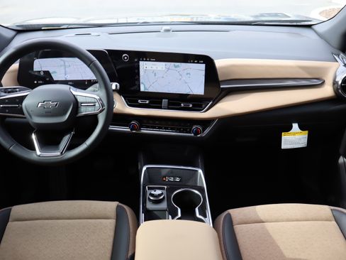 New 2026 Chevrolet Equinox ACTIV w/ Convenience Package III FWD image 9
