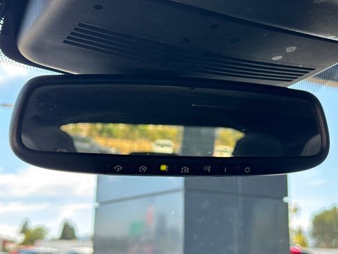 Used 2019 INFINITI QX50 Essential w/ Sensory Package image 26