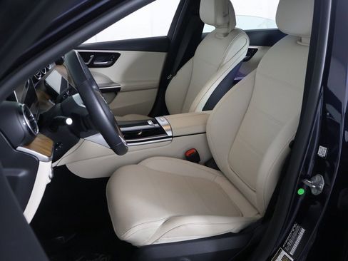 Used 2023 Mercedes-Benz C 300 4MATIC Sedan image 29