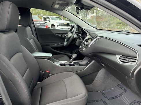 Used 2023 Chevrolet Malibu LT FWD image 25