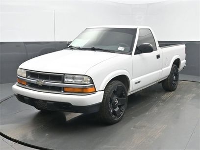 Used 2001 Chevrolet S10 Pickup LS w/ Preferred Equipment Group