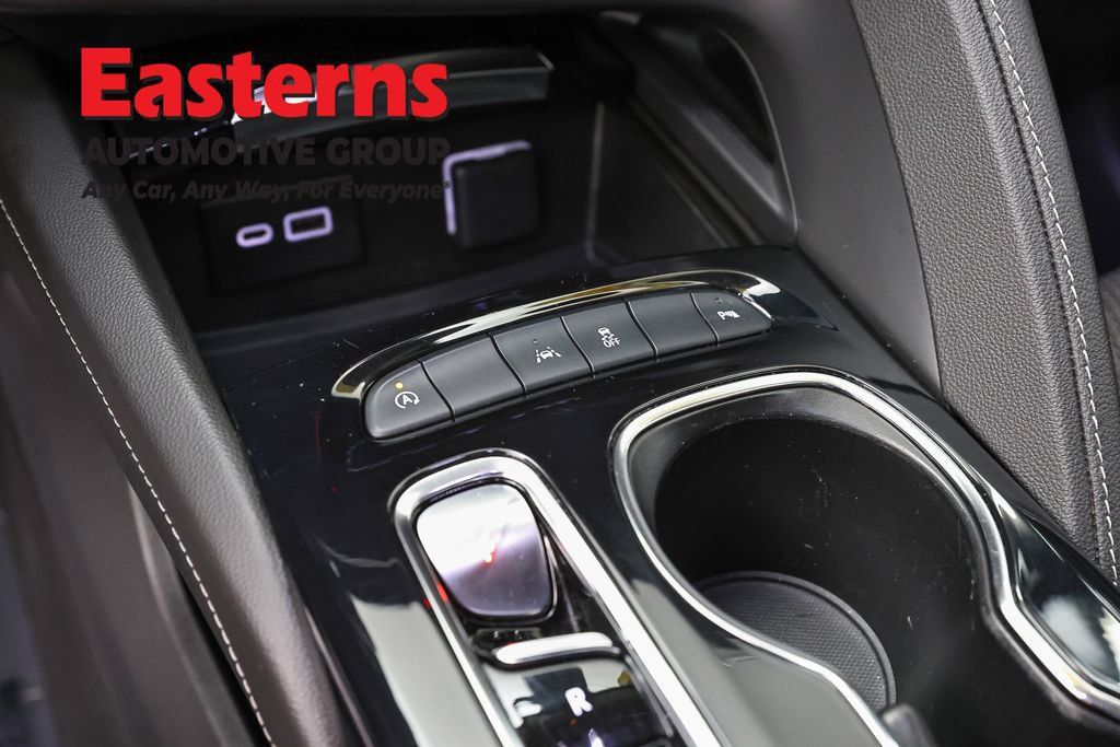 Used 2022 Buick Envision Preferred FWD image 15