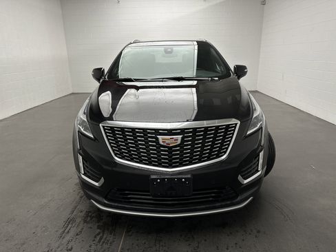 Used 2025 Cadillac XT5 Premium Luxury image 4