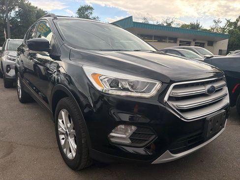 Used 2018 Ford Escape SEL w/ Ford Safe & Smart Package AWD/4WD image 3