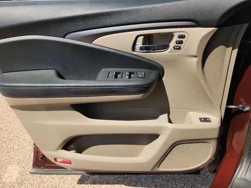 Used 2019 Honda Pilot EX-L image 17