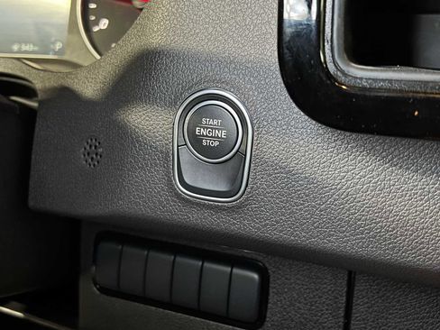 Used 2025 Mercedes-Benz Sprinter 2500 image 31