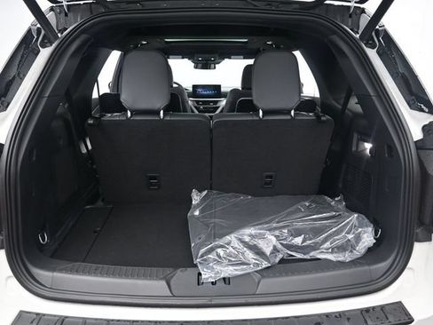 Used 2025 Ford Explorer ST w/ Sun And Sound Package AWD/4WD image 36