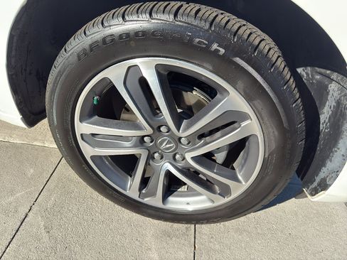 Certified 2019 Acura MDX Sport Hybrid w/ Advance Pkg image 6