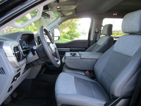 Used 2022 Ford F150 XLT w/ XTR Package image 11