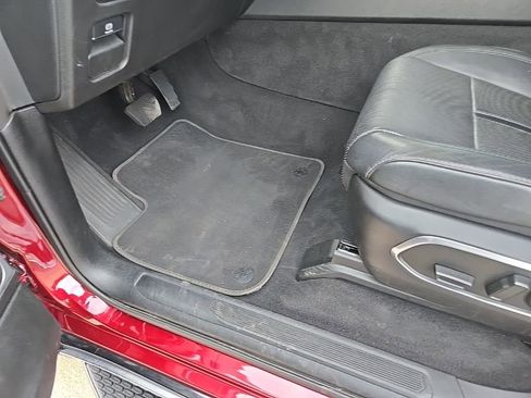 Used 2024 Jeep Wagoneer Series II image 39