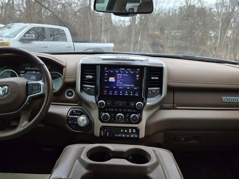 Used 2019 RAM 1500 Laramie image 19