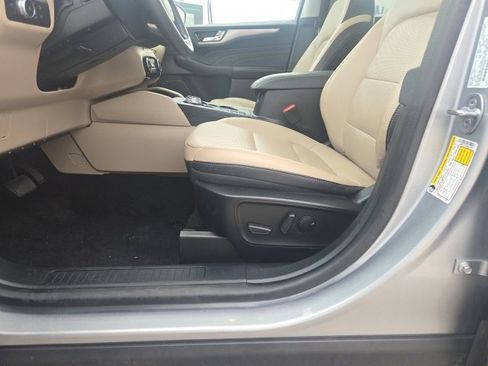 Used 2021 Ford Escape Titanium w/ Class II Trailer Tow Package image 14