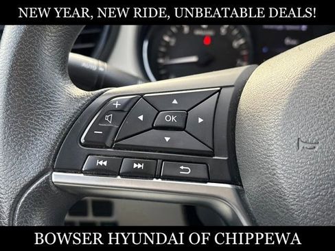 Used 2018 Nissan Rogue Sport SV image 18