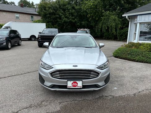 Used 2019 Ford Fusion SE image 8
