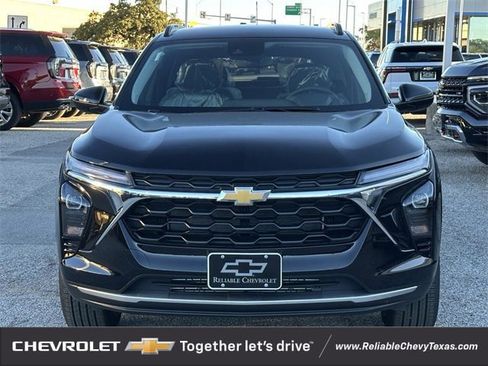 New 2026 Chevrolet Trax LT w/ Driver Confidence Package image 8