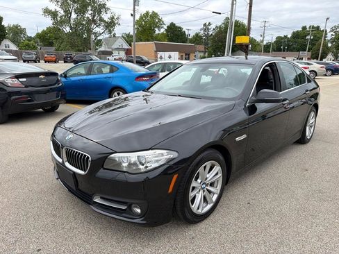 Used 2015 BMW 528i xDrive Sedan AWD/4WD image 4