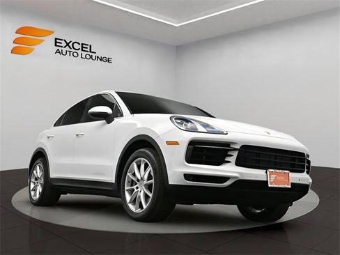 Used 2023 Porsche Cayenne Coupe image 49