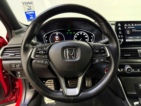 Used 2018 Honda Accord Sport image 18