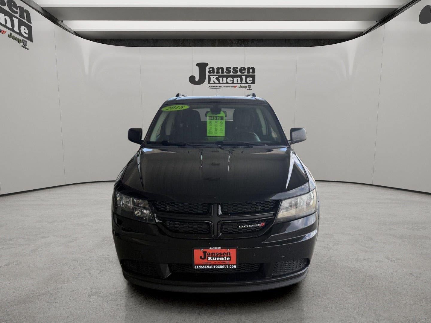 Used 2018 Dodge Journey SE w/ Blacktop Package FWD image 4