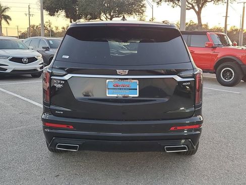 Used 2022 Cadillac XT6 Sport w/ Platinum Package image 12
