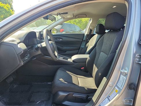 Certified 2023 Honda Accord LX image 13